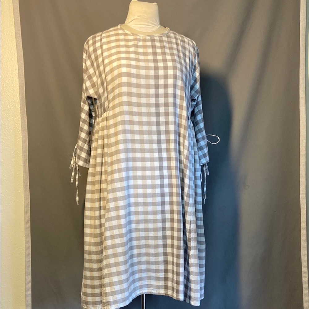 Embellish Beige and White Checkered Dress. Size M
